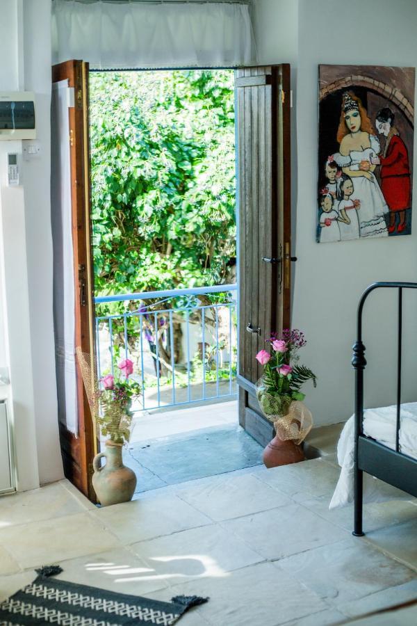 Hostal Cecilias Courtyard Malya Exterior foto