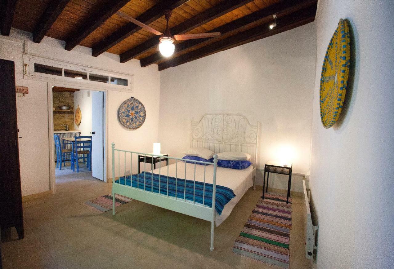 Hostal Cecilias Courtyard Malya Exterior foto